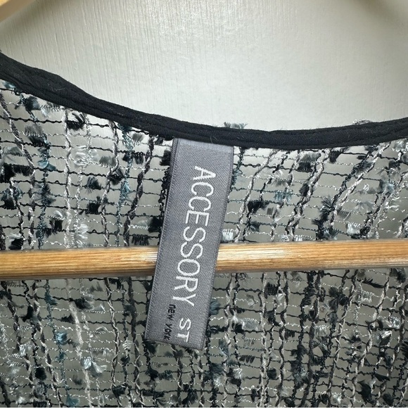 Accessory St New York Y2K Crochet Shawl. OS. Blue, Black, and Silver Metallic. - Picture 5 of 6